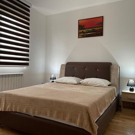 Royal Residence Apartmani 2 Pančevo Eksteriør billede