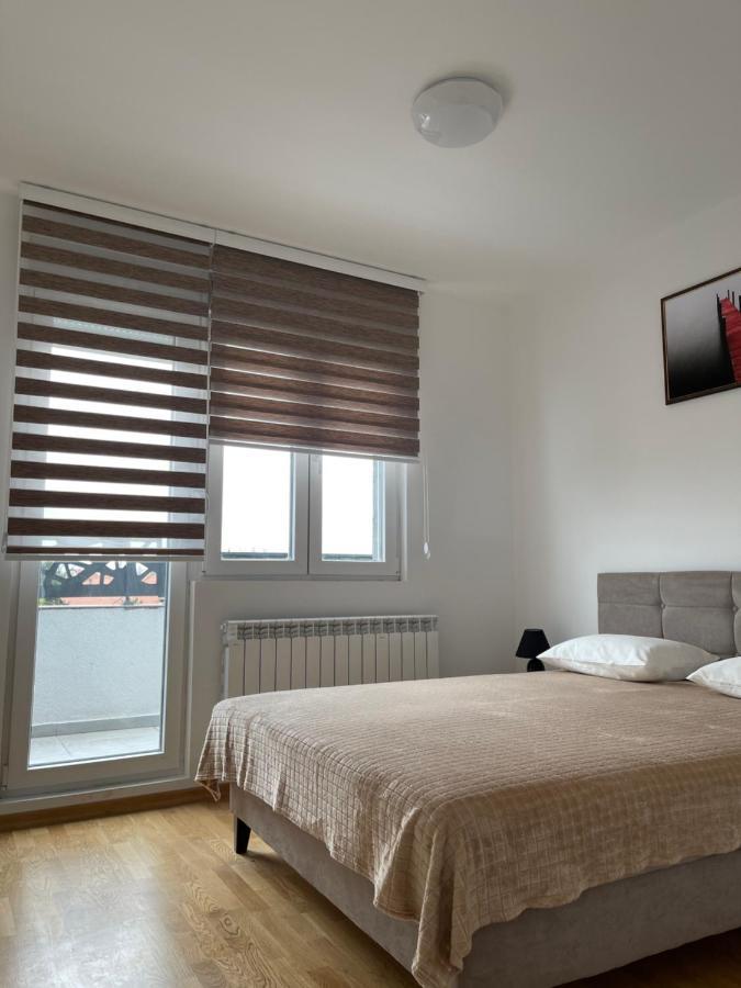 Royal Residence Apartmani 2 Pančevo Eksteriør billede