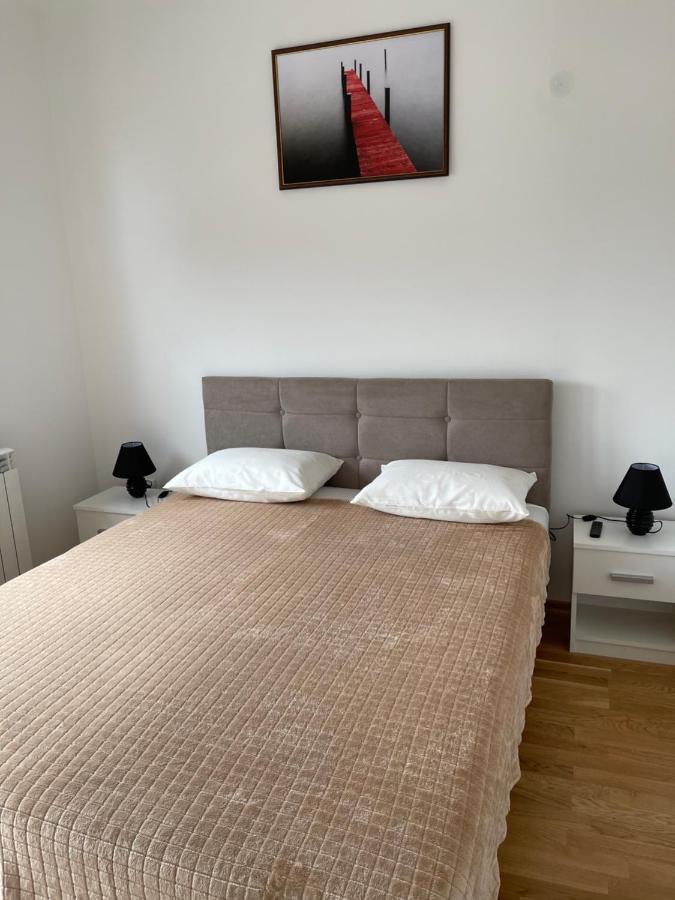 Royal Residence Apartmani 2 Pančevo Eksteriør billede